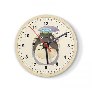 ساعة حائط دائرية بتصميم توتورو