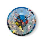 ساعة حائط دائرية بتصميم سباق أكاديميتي للأبطال