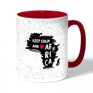 كوب قهوة بمقبض احمر بتصميم أفريقيا