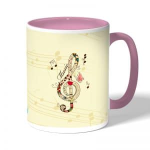 كوب قهوة بمقبض وردي بتصميم نغمة موسيقية جميلة