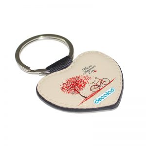 ميدالية مفاتيح شكل قلب بتصميم عيد حب سعيد