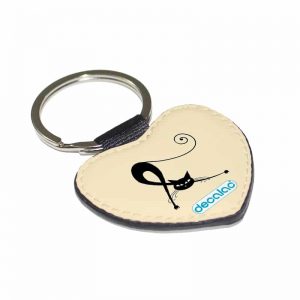 ميدالية مفاتيح شكل قلب بتصميم قطه كرتونيه