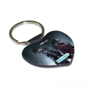 ميدالية مفاتيح شكل قلب بتصميم ليون وكلير رزدنت إيفل 2
